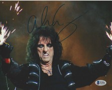 SINGER ALICE COOPER SIGNED 8X10 PHOTO SHOCK ROCK ICON 9 PROOF BECKETT COA BAS