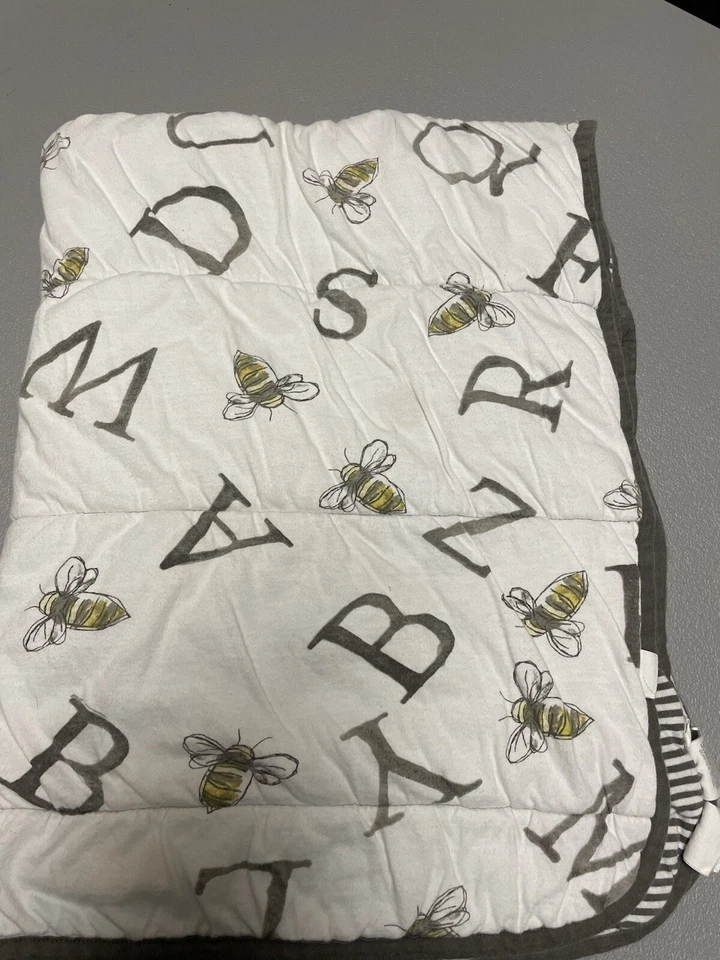BURT'S BEE Quilted jersey Knit Plush Crib Comforter Baby Blanket A BEE C - Image 2 of 3