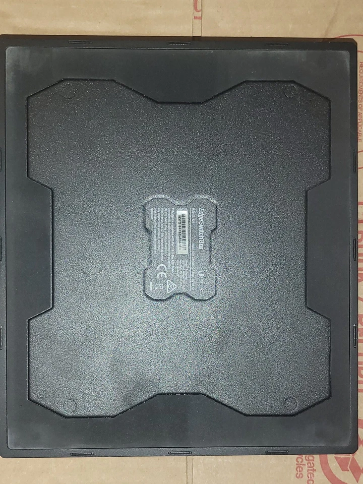 Ubiquiti Networks Edge Switch ES-8XP 8 Port Managed Switch With Passive POE - Image 4 of 4