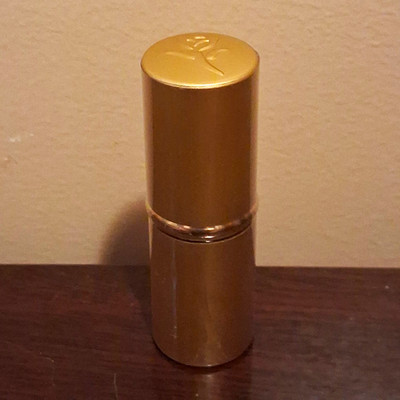 Mary Kay Lipstick Gold Lipstick Rouge a Levres Shade MPN 2053