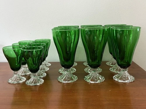 MCM Anchor Hocking Bubble Foot Burple Forest Green Water Goblets 6.75” Set Of 9