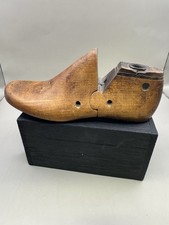 Vintage Cobbler's Wooden Child's Shoe Mold  Primitive Decor    A2