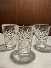3 Vintage Anchor Hocking Early American Prescut Flared 4 1/4” Tumblers 8 oz NICE