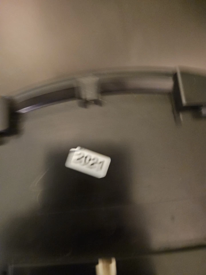 Cuadro de instrumentos velocímetro medidores de panel 2010-2012 Suzuki SX4 66.907 millas Foto 3 de 4