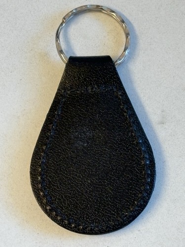 VINTAGE🇺🇸”LINCOLN” TOWN CAR KEYCHAIN KEYRING FOB LEATHER / METAL 👀 LQQK 👀 - Picture 3 of 3