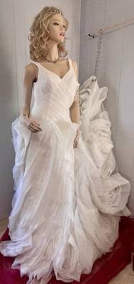 White By Vera Wang Wedding Dress Worn Once On The Runway Sz 2 Dramatic Organza