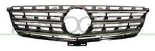 KÜHLERGRILL SCHWARZ MIT CHROMLEISTE MERCEDES ML KLASSE W166 2011 - 2015 KÜHLERGRILL SCHWARZ MIT CHROMLEISTE MERCEDES ML KLASSE W166 2011 - 2015