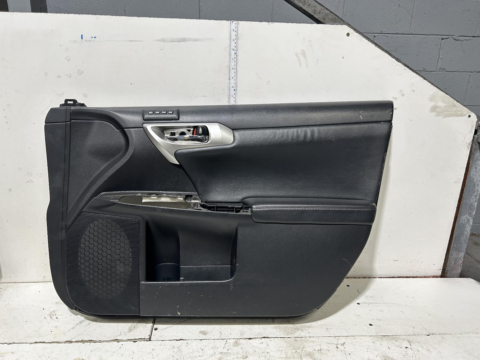 Lexus CT200h Right Door Trim ZWA10 12/2010-2020