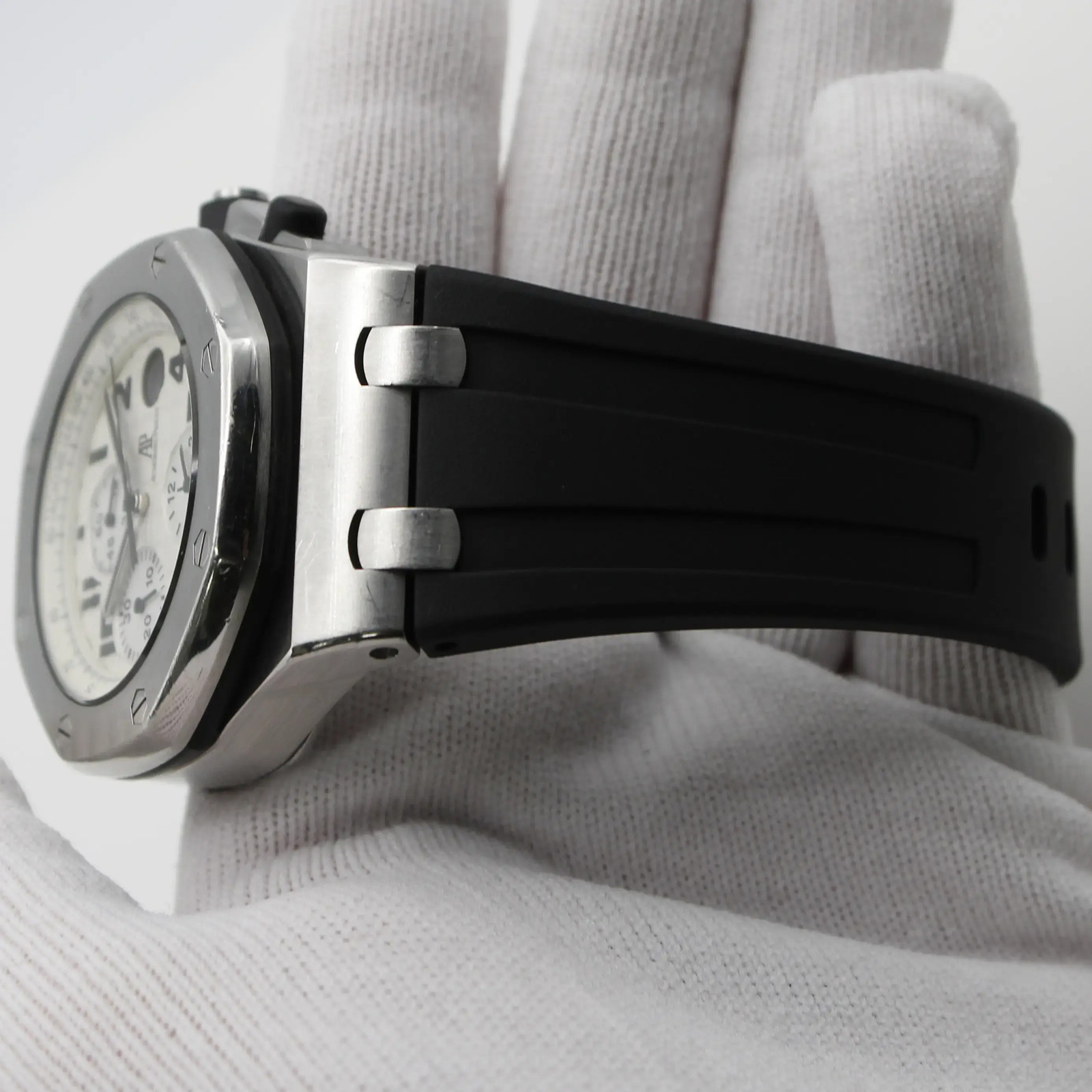 7th image of Audemars Piguet 26170ST.OO.D091CR.01 Wristwatch, PreOwned condition