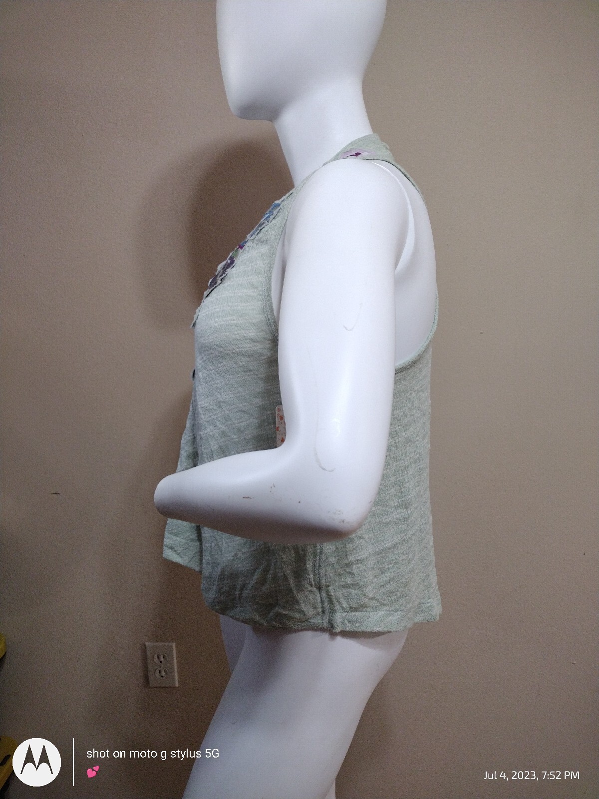 Picture 4 of 6