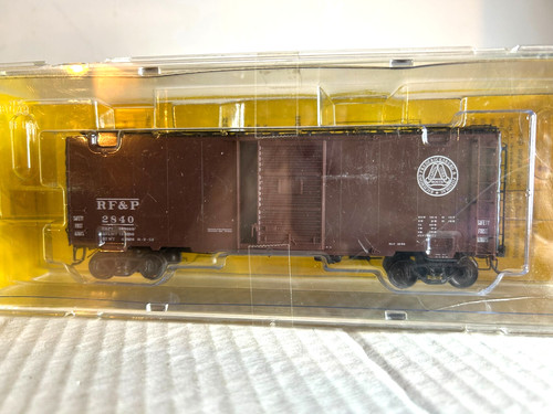 KADEE #4303 R.F. & P. 40' PS-1 Box Car #2840 H.O. 1:87 | Zustand: New