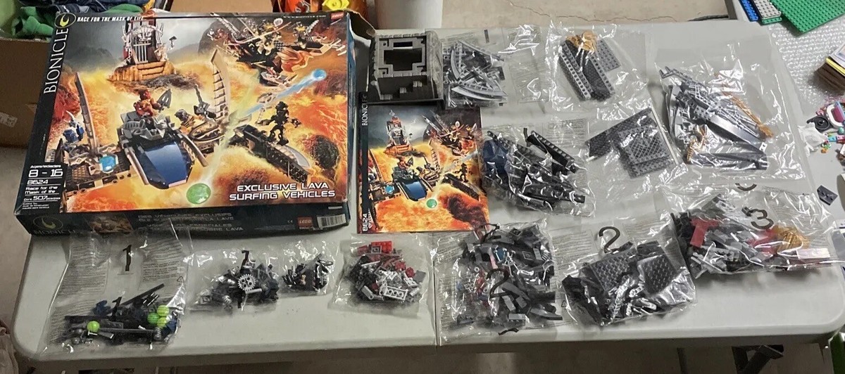 Genuine 2006 LEGO BIONICLE: Race for the Mask of Life 8624 **READ  DESCRIPTION**