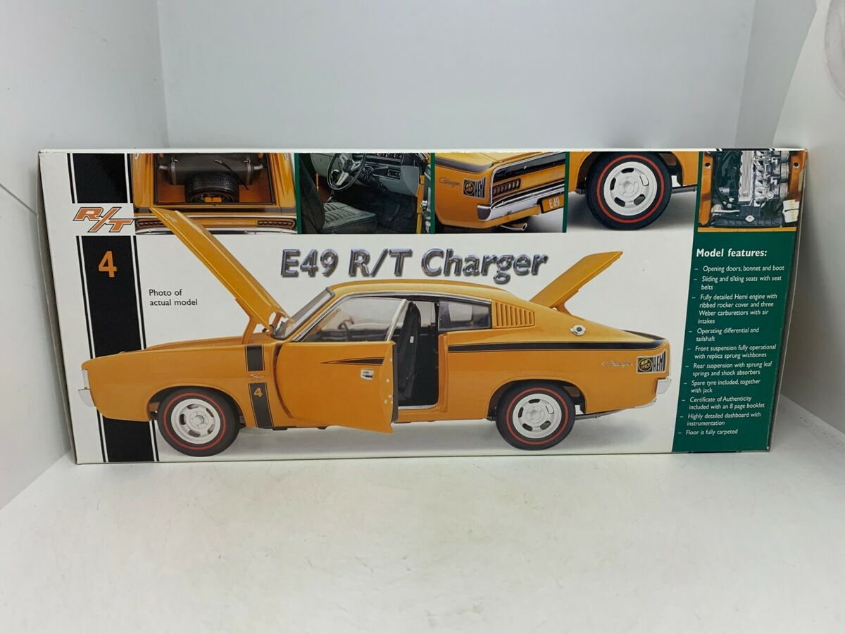 E49 Charger Vitamin C 'Big Tank' - Classic Carlectables