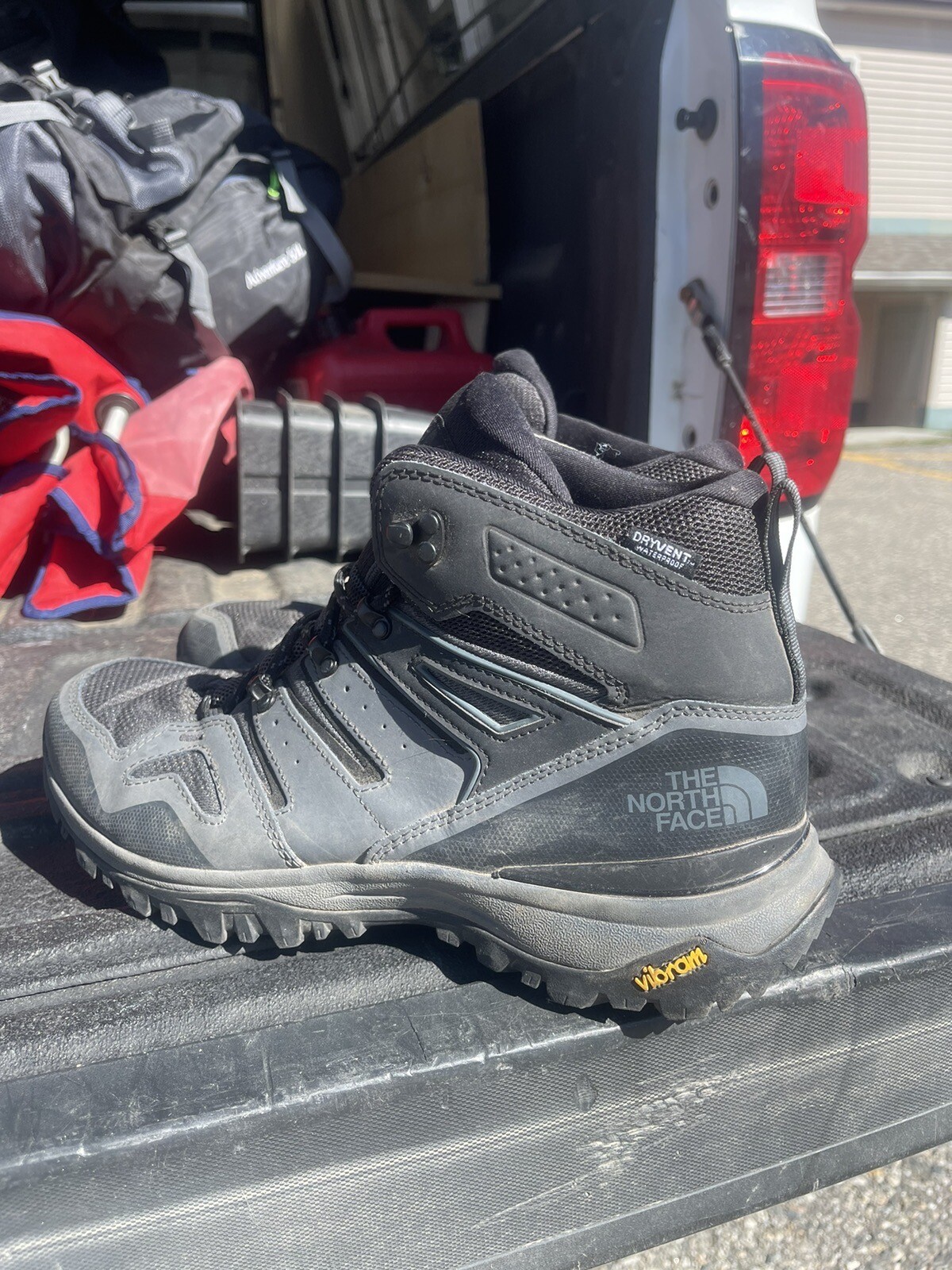 Northface Mens Waterproof Hiking Boots Size 12-image