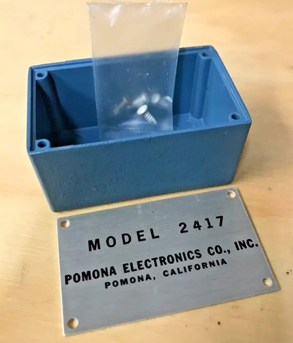 NEW POMONA 2417 ALUMINUM DIE CAST EMI SHIELDED PROJECT BOX 2.25" X 1.38" X 1.0" - Zdjęcie 2 z 2