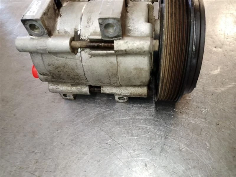 AC Compressor Clutch Assembly from 1989 Ford F150 4.9L 8792576 - Image 3 of 4