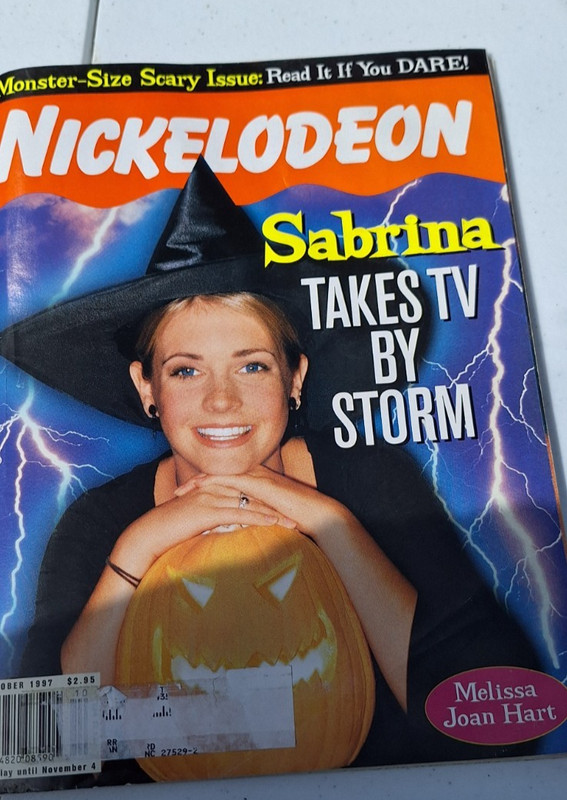 nickolodeon magazine October 1997 features Sabrina Melissa Joan Hart