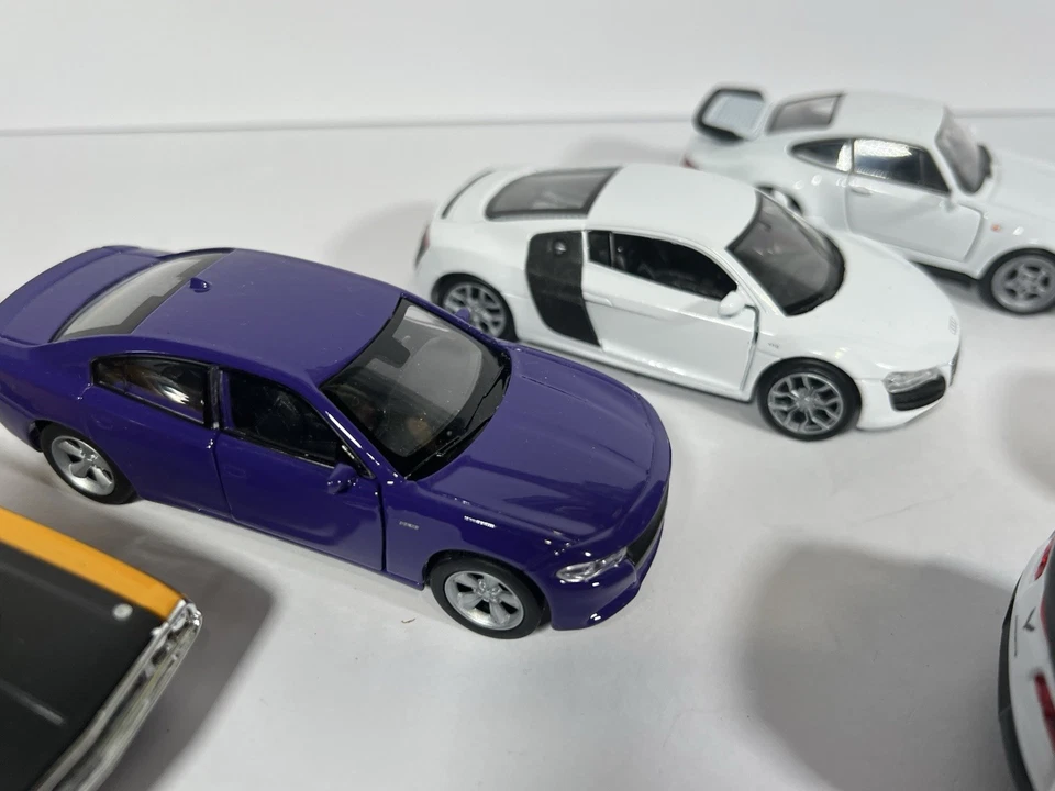 Welly Diecast Cars Lot- Lot Of 13 Cars- In Good Condition - Image 3 of 4