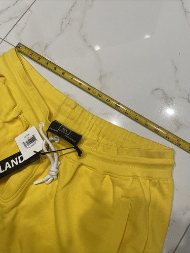 DREAMLAND EMBROIDERED YELLOW SWEATSHORTS SIZE 3XL - Picture 2 of 6