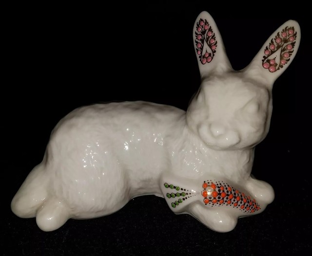 LENOX 1996 Snack Time Rabbit Bunny Sitting with Gold detailed Carrot - Excellent | eBay
