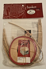 Basket Weaving 101 K-516 Berry Picking Basket 1qt Kit New Sealed 6  x6  x8" NOS