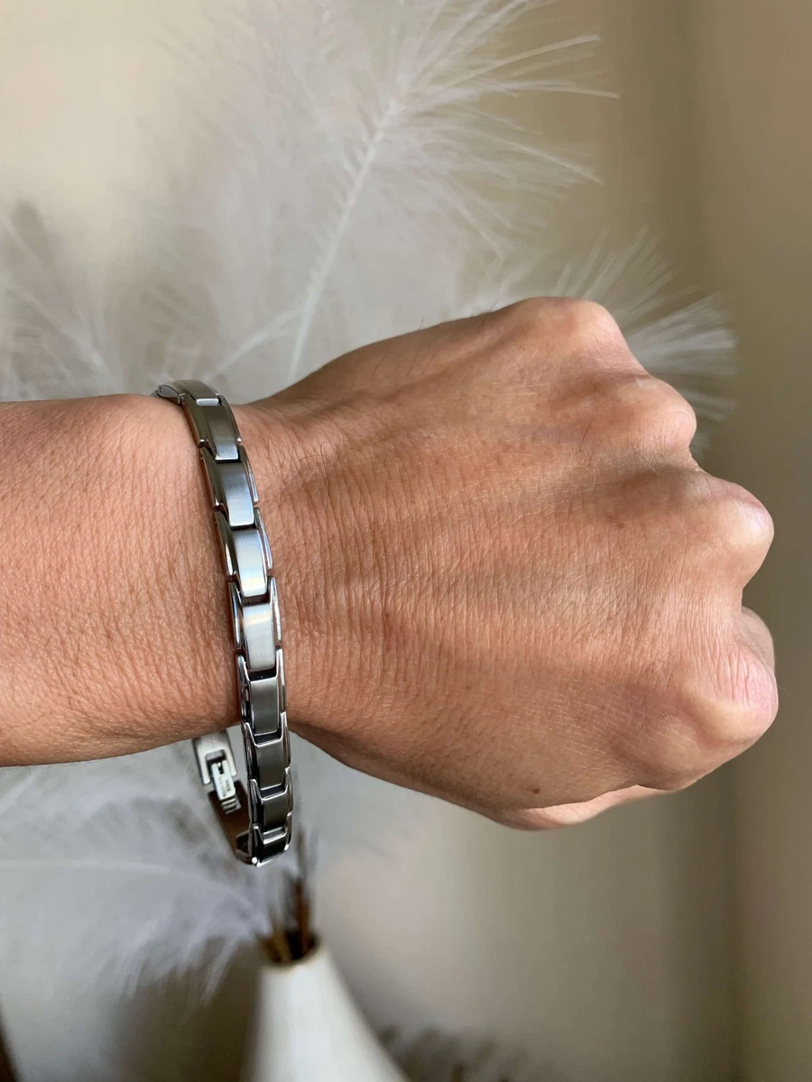 Can Copper or Magnetic Bracelets Ease Your Arthritis?