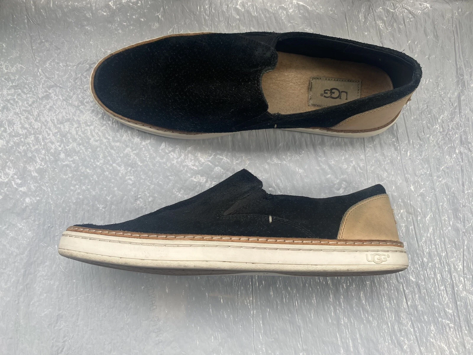 Sneakers basse UGG donna Adley traforate nere scamosciate taglia 8 5