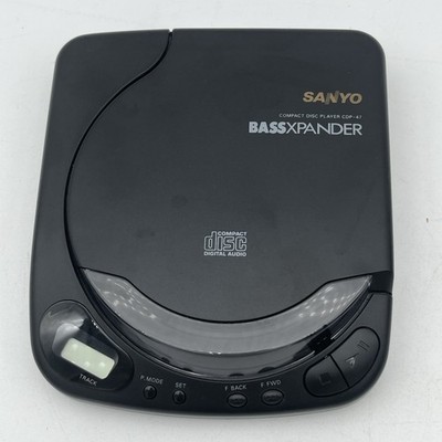 1994 SANYO Compact Disc Player CDP-47 portable BASSXPANDER Vintage