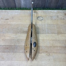 Vintage Wooden Adjustable Shoe Tree Stretcher Men s Cedar Shoe Shaper