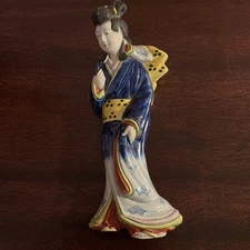 VINTAGE JAPANESE PORCELAIN PAINTED GEISHA BANKO FIGURINE WALL POCKET