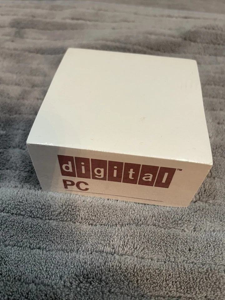 复古办公用品 数字 PC Beyond The Box Post-it Notes 1990 年代 — 第 4/4 张图片