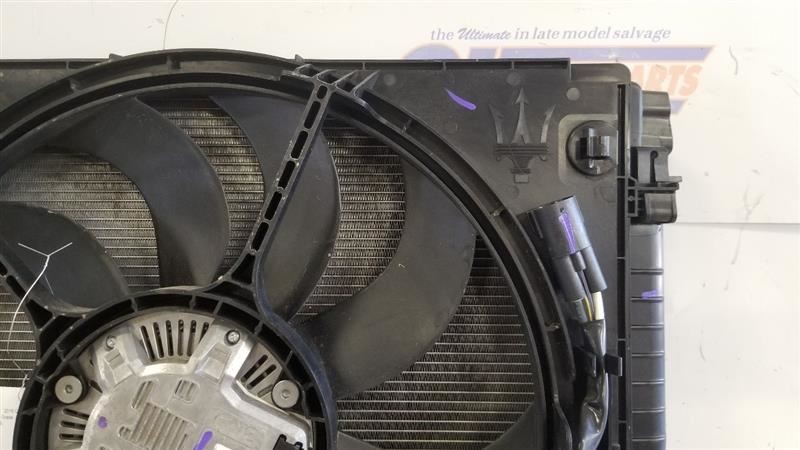 Maserati Quattroporte 2016-2016 Cooling fan motors Set