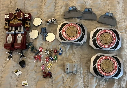 Vintage 90s Mighty Morphin Power Rangers Micro Playset Bandai With Figures