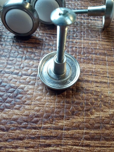Schubladenschrankgriffe weiß Keramik/silberfarben Metall mit Schrauben 20er Set - Bild 5 von 6
