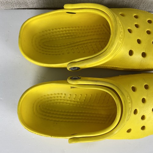 Crocs Classic Clog Womens 8 Mens 6 Bright Yellow Ankle Strap Water Shoes - Picture 2 of 8