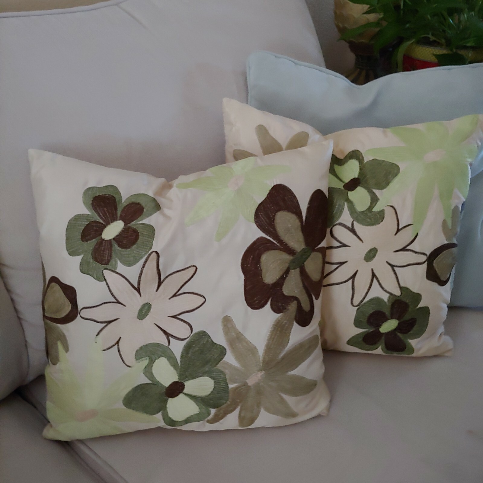 TWO Pier 1 Decorative Pillows Green Embroidered Floral Flowers Set of