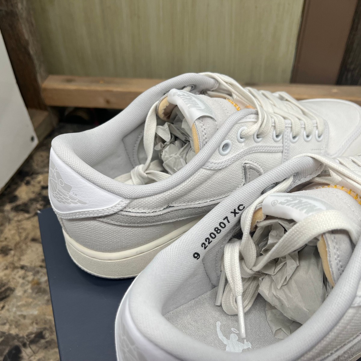 Size 9 - Jordan 1 KO x Union LA Low White Neutral Grey for  display picture 2