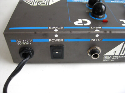 ギター ARIA PROGRAMMABLE EFFECTS  APE-1 Vintage APE-1 Aria Programmable Effects Chorus Delay Guitar