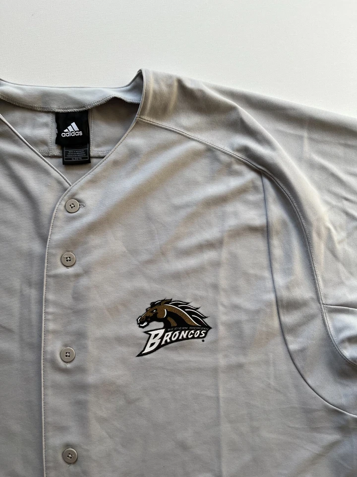 Adidas Western Michigan Broncos Jersey Mens XL Gray Short Sleeve Baseball NCAA - Image 3 of 4