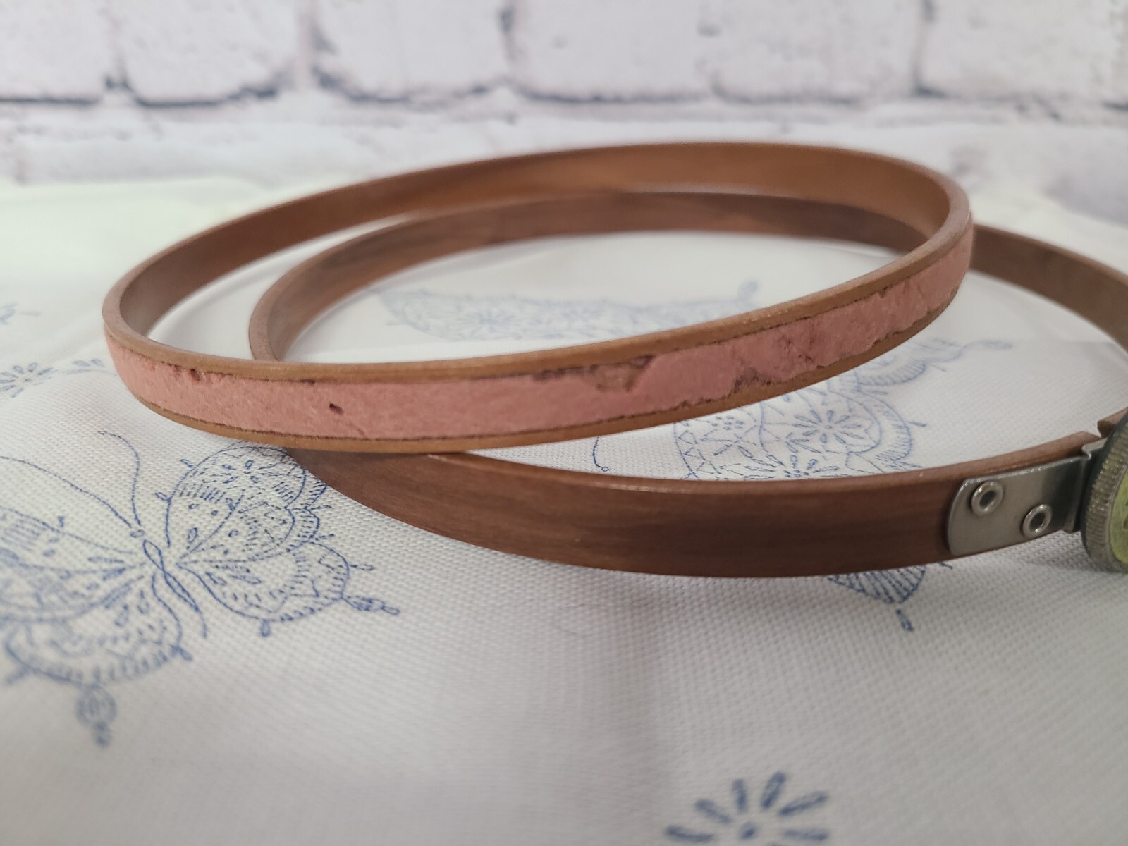 Vtg 6" Wooden Queen Embroidery Hoop with Tension Wheel Felt Wood Nun's Boilproof eBay