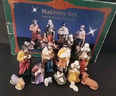 Nativity Hand Painted Porcelain 11 figures Boxed MCM Nativity Set 