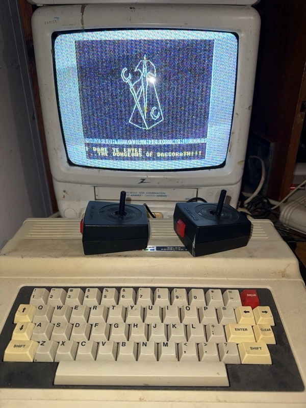 Tandy TRS-80 64K Color Computer 2 26-3136 Radio Shack Joysticks, Daggorath Game