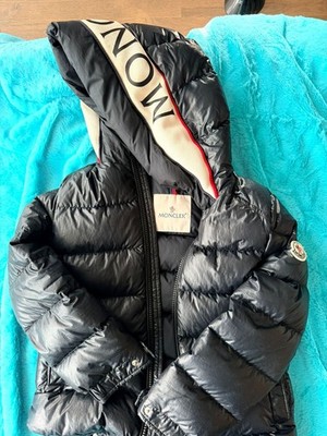 MONCLER Kinder Daunenjacke Schwarz mit Kapuze Logo ( TG 8A )