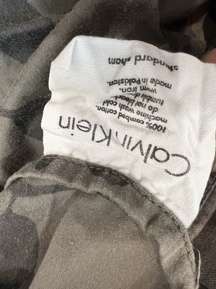 2 Pc Calvin Klein Leaves Queen Duvet +1 Sham Reversible Army Green Combed Cotton - Image 2 of 4