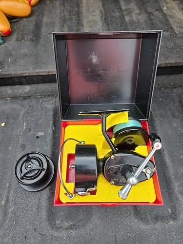 Vintage Garcia Mitchell 300 Fishing Spinning Reel With Plastic Box