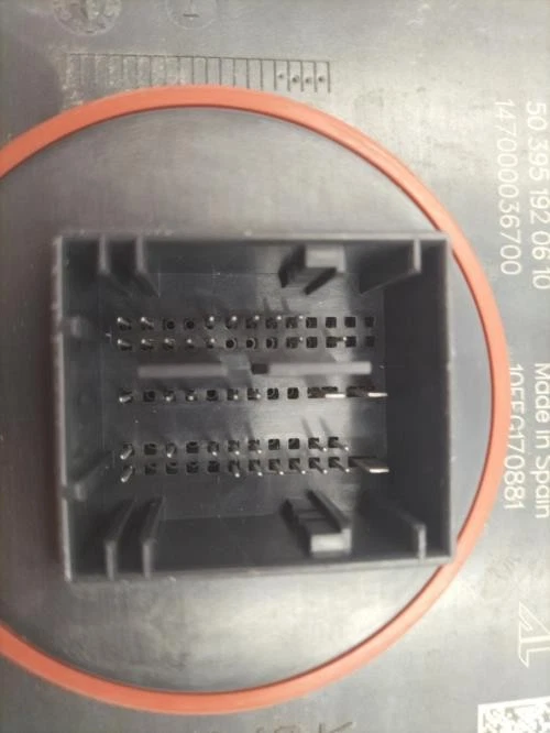 Divers BMW SERIE 4 F36 GRAN COUPE PHASE 2 7492026 - Photo 3/4