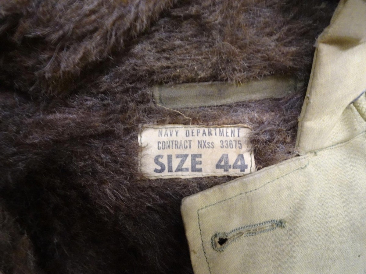 WWII US Navy Size 44 Alpaca Fur Lined Hooded Waxed Canvas Deck