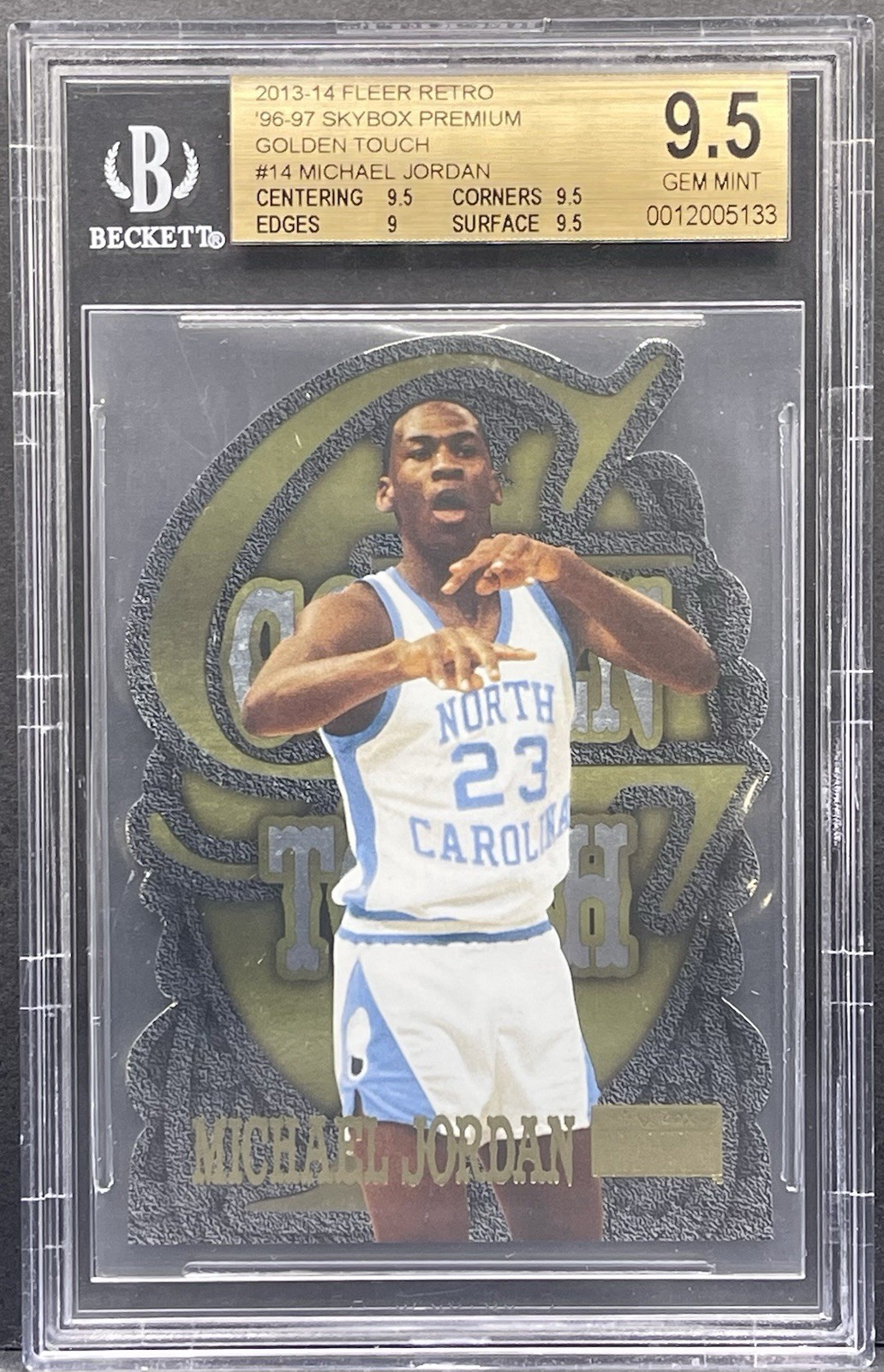 2013-14 FLEER RETRO Michael Jordan SKYBOX PREMIUM GOLDEN TOUCH BGS 9.5