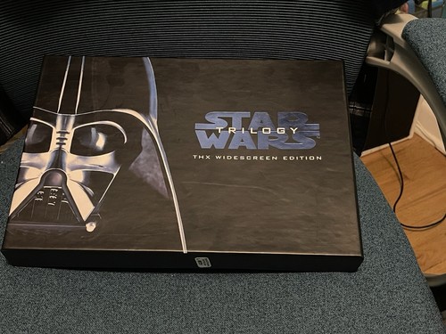Star Wars Trilogy DVD Set In Collectable Box ( 3 DVDs) - Picture 12 of 12