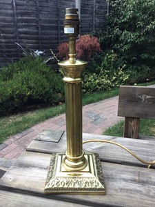 brass corinthian column table lamp
